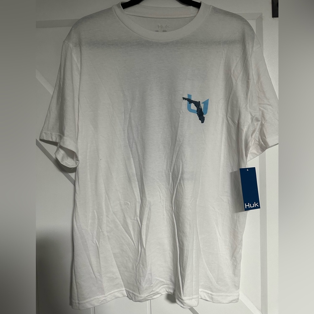 Huk White and Blue Short Sleeve Tee